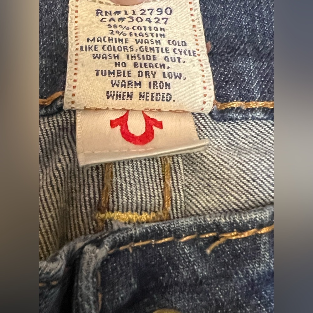 ⭐️ True Religion Yellow Stitch Straight Leg Womens  Jeans - Picture 9 of 13